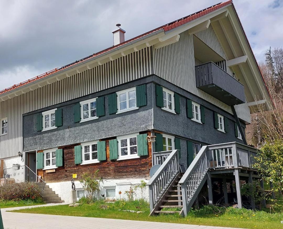 Apartment Hirsch Grunenbach Екстериор снимка